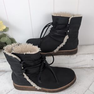 UGG Women's Luisa Water Resistant Leather Boots 1012545 Dark Gray Size 7 Winter